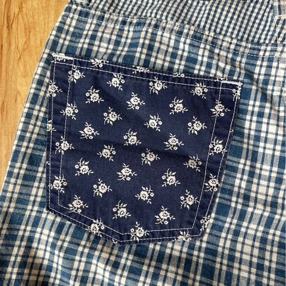 Vintage CottageCore Gingham Plaid Floral Cotton Shorts - Picture 6 of 8